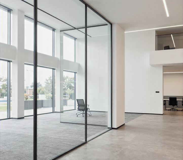 Benefits of Custom Commercial Glass Partitions 