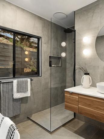 Custom Shower Panel Thickness Options 