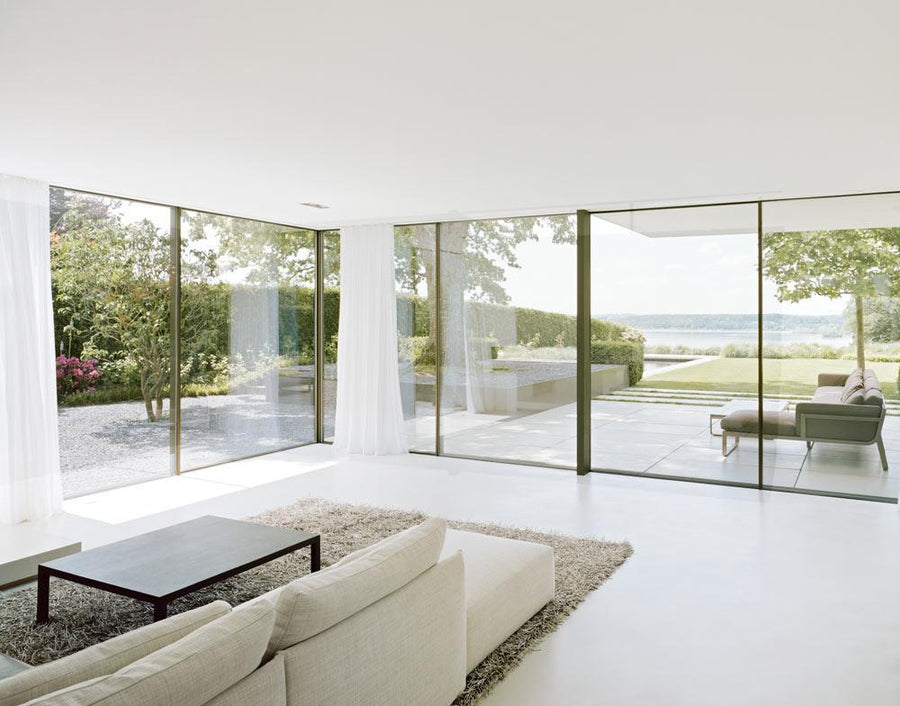 Why Choose Custom Window Glass Replacement? 